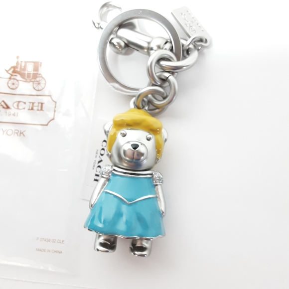 Disney X Coach Cinderella Bear Bag Charm - Picture 6 of 7